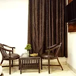 Hotel Airport Vijay Palace Near Aerocity Delhi Airport