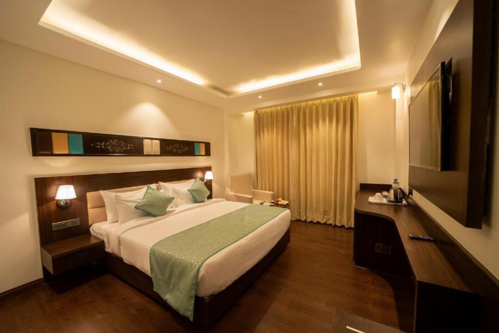 Airport Vijay Palace Near Aerocity Delhi Airport New Delhi
