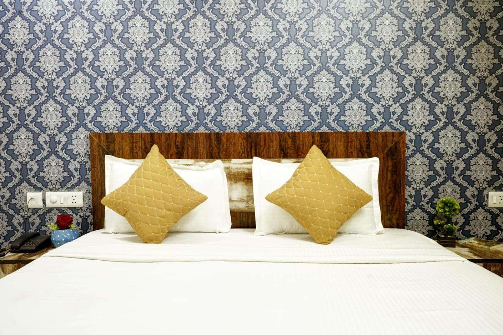 Hotel Airport Vijay Palace Near Aerocity Delhi Airport New Delhi
