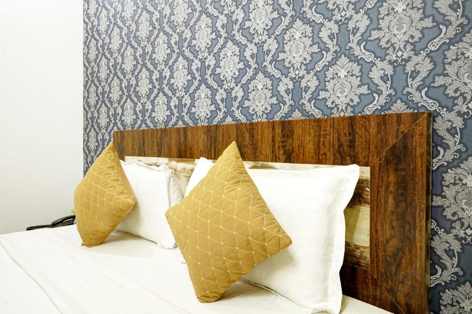 Airport Vijay Palace Near Aerocity Delhi Airport 4* New Delhi