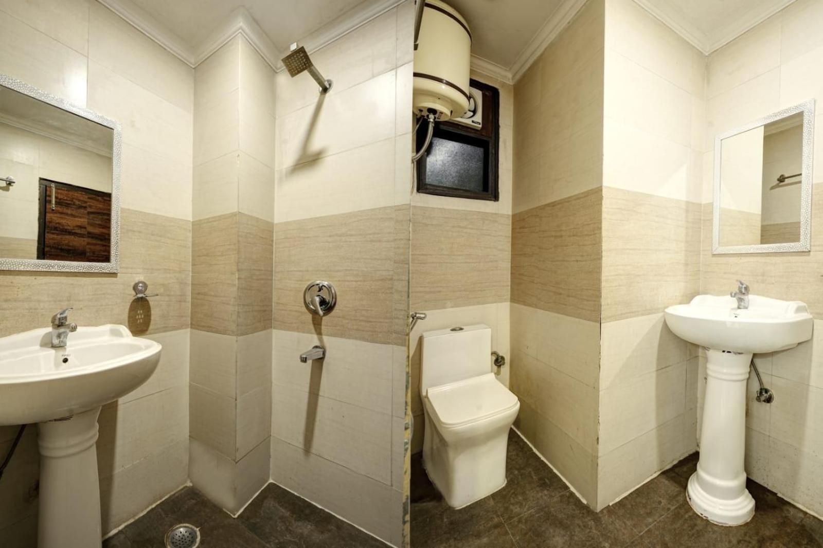 Airport Vijay Palace Near Aerocity Delhi Airport New Delhi